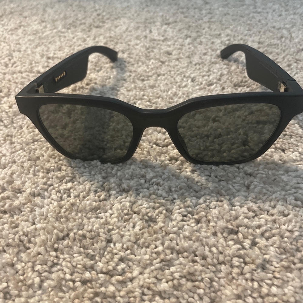 New bose headphone glasses!